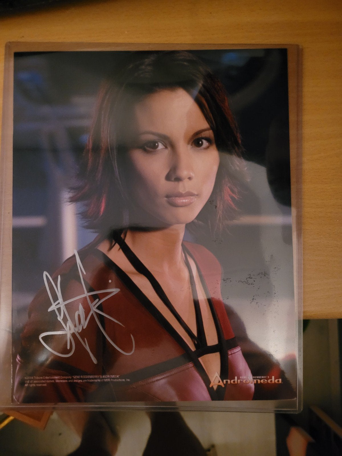 Gesigneerde foto Lexa Doig als Andromeda Ascendant, Ophalen of Verzenden
