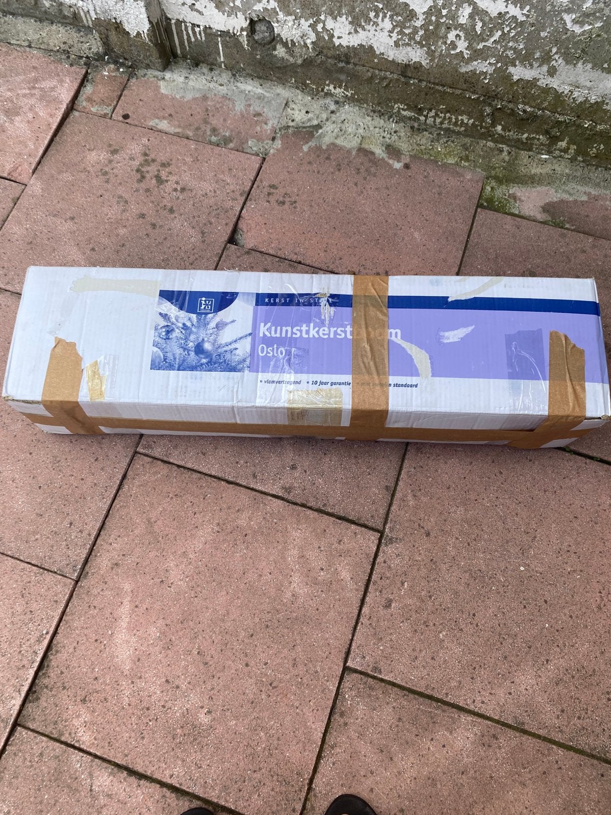 Kerstboom + kerstballen ( brief geld alleen )., Ophalen of Verzenden, Zo goed als nieuw, Minder dan 5 meter