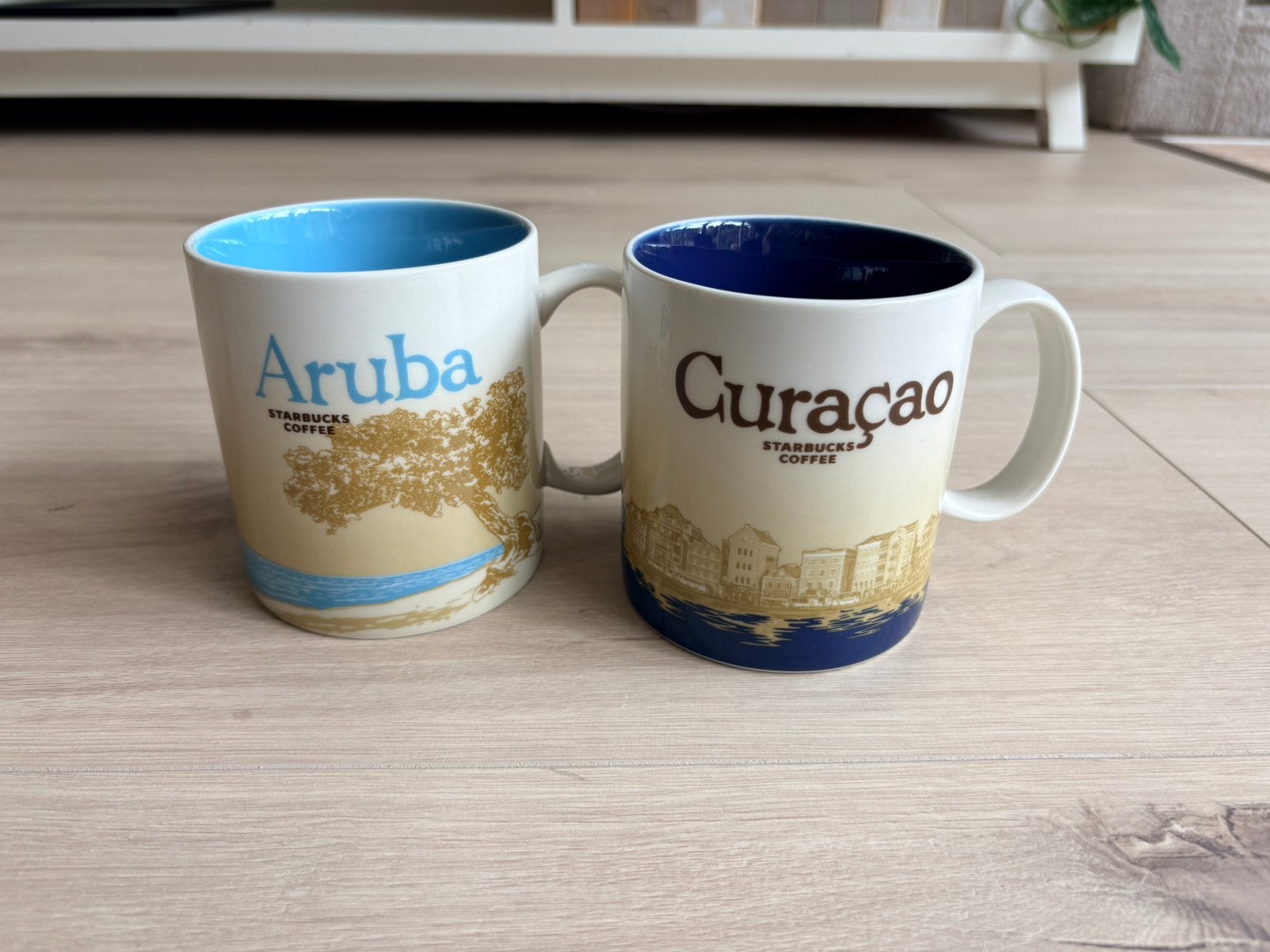 Starbucks city mugs - Aruba en Curacao, Ophalen of Verzenden, Overige stijlen, Kop(pen) en/of Schotel(s), Glas