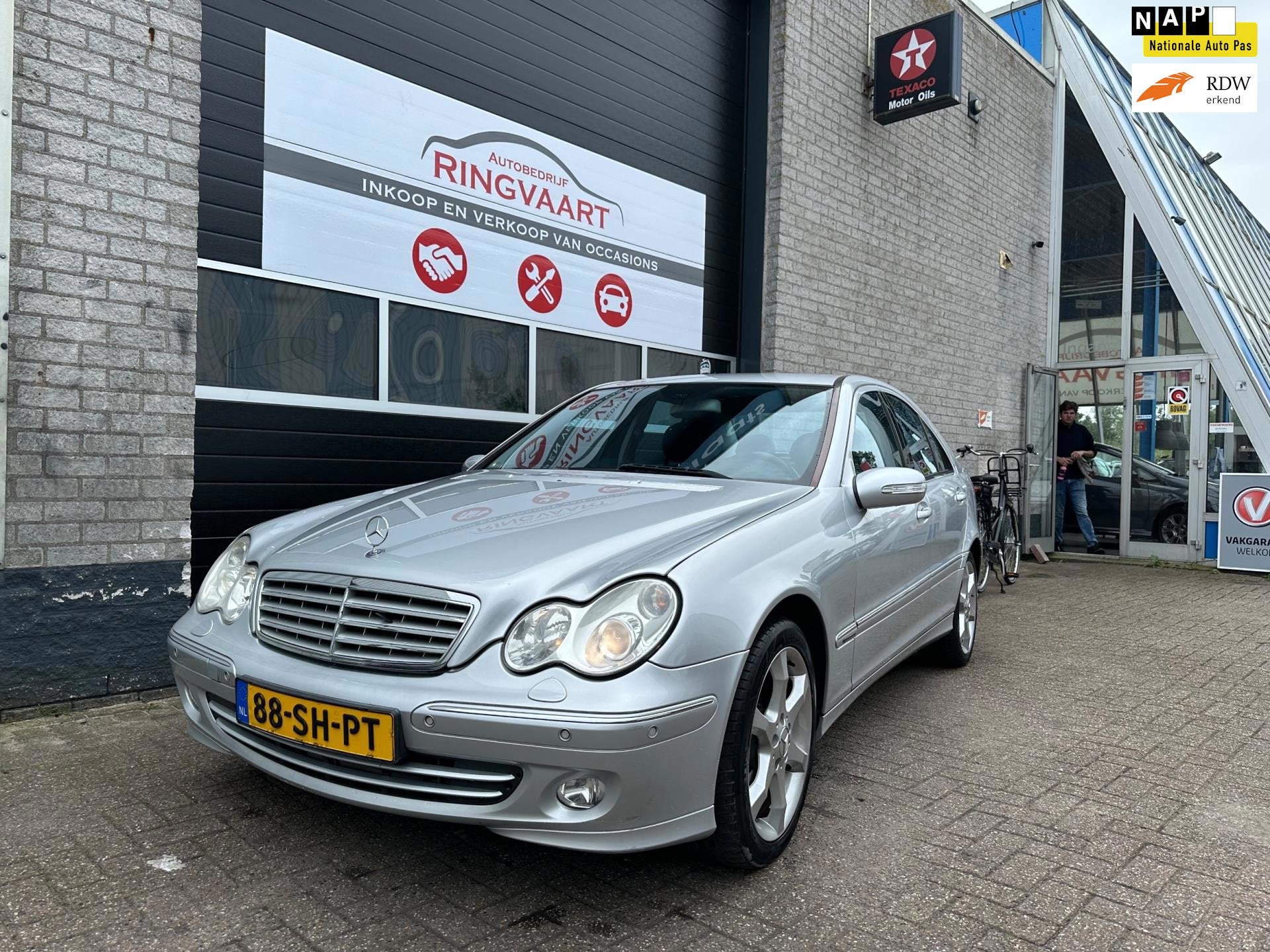 Mercedes-Benz C-klasse 230 Sport edition Automaatbak DIFECT, Automaat, Dealer onderhouden, Achterwielaandrijving, 2497 cc