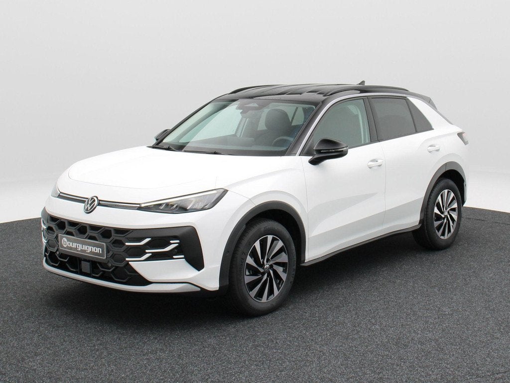 Volkswagen T-Roc Life First Edition 1.5 eTSI 116 PK | Trekha, 1498 cc, 4 cilinders, 116 pk, Zwart