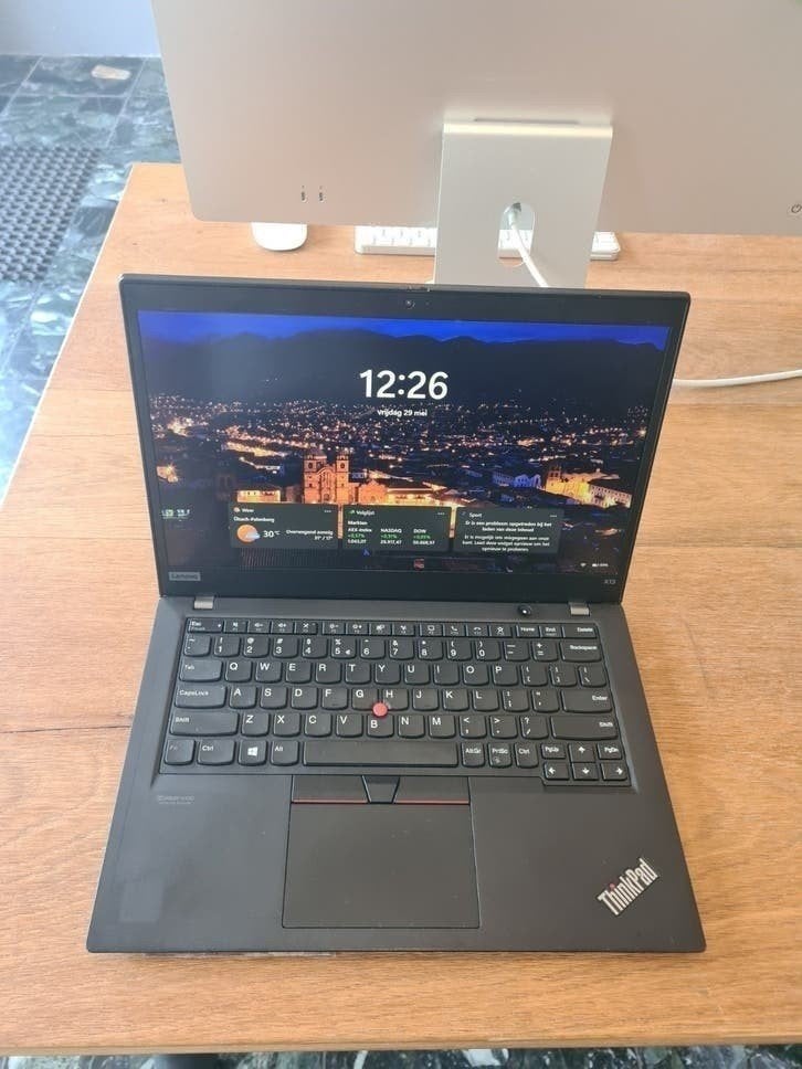 Lenovo ThinkPad X13, Computers en Software, Besturingssoftware, Zo goed als nieuw, Ophalen of Verzenden