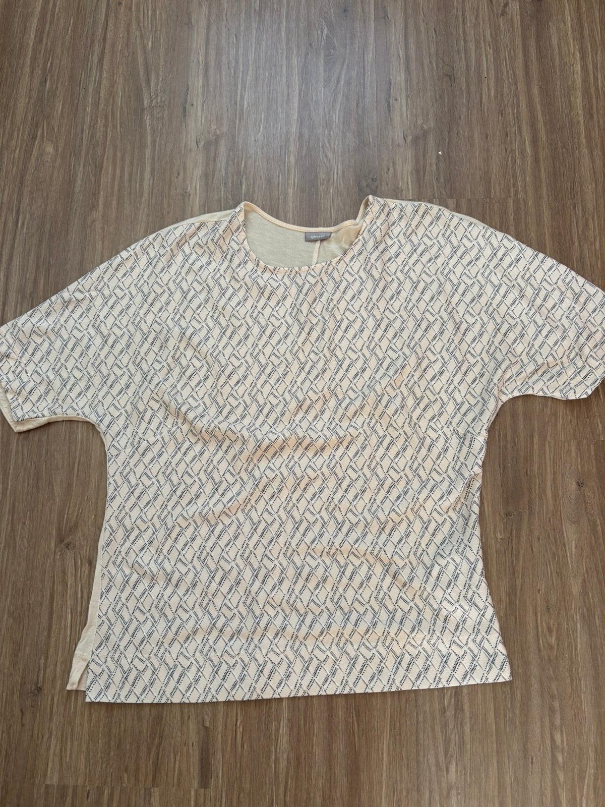 Gustav Dames Top met Patroon - Maat S, Beige, Ophalen of Verzenden, Zo goed als nieuw, Korte mouw