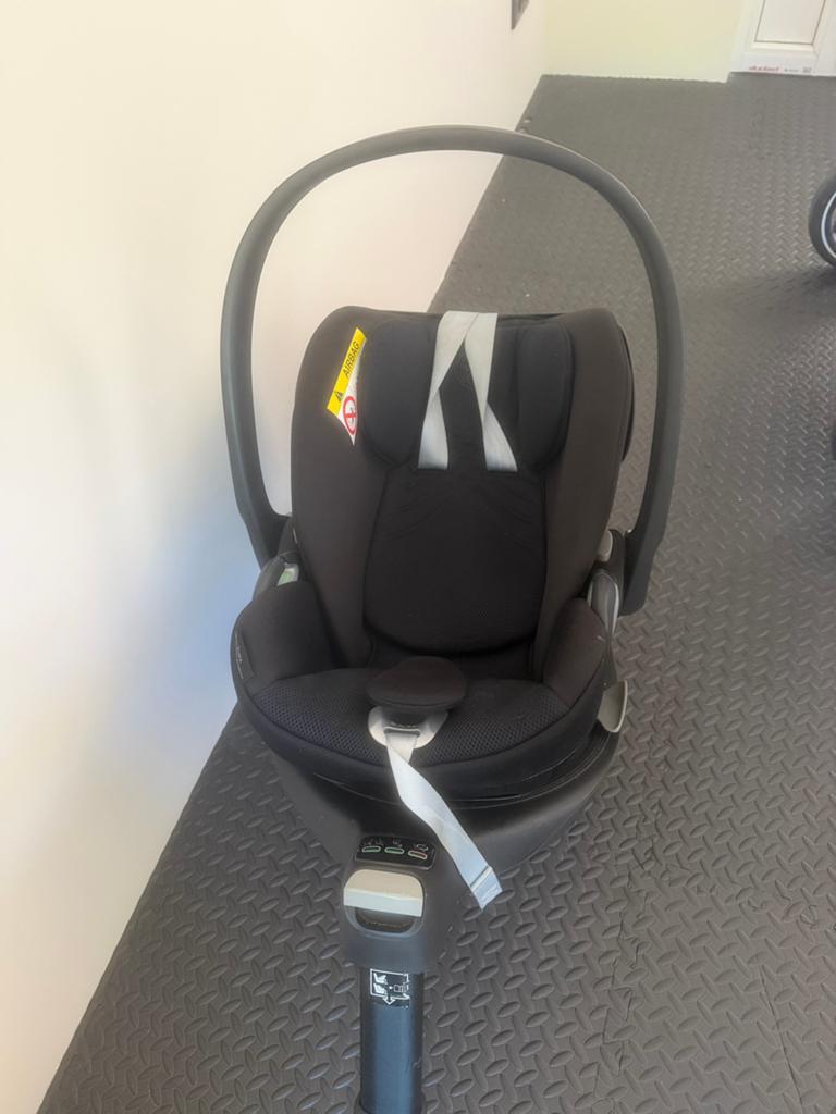 Cybex Cloud Z + Base Z – Complete set, Kinderen en Baby's, Autostoeltjes, Zo goed als nieuw, Maxi-Cosi, 0 t/m 13 kg, Autogordel of Isofix