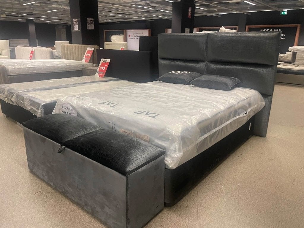Foto 21 van Boxspring Opberg bed met matras va €595