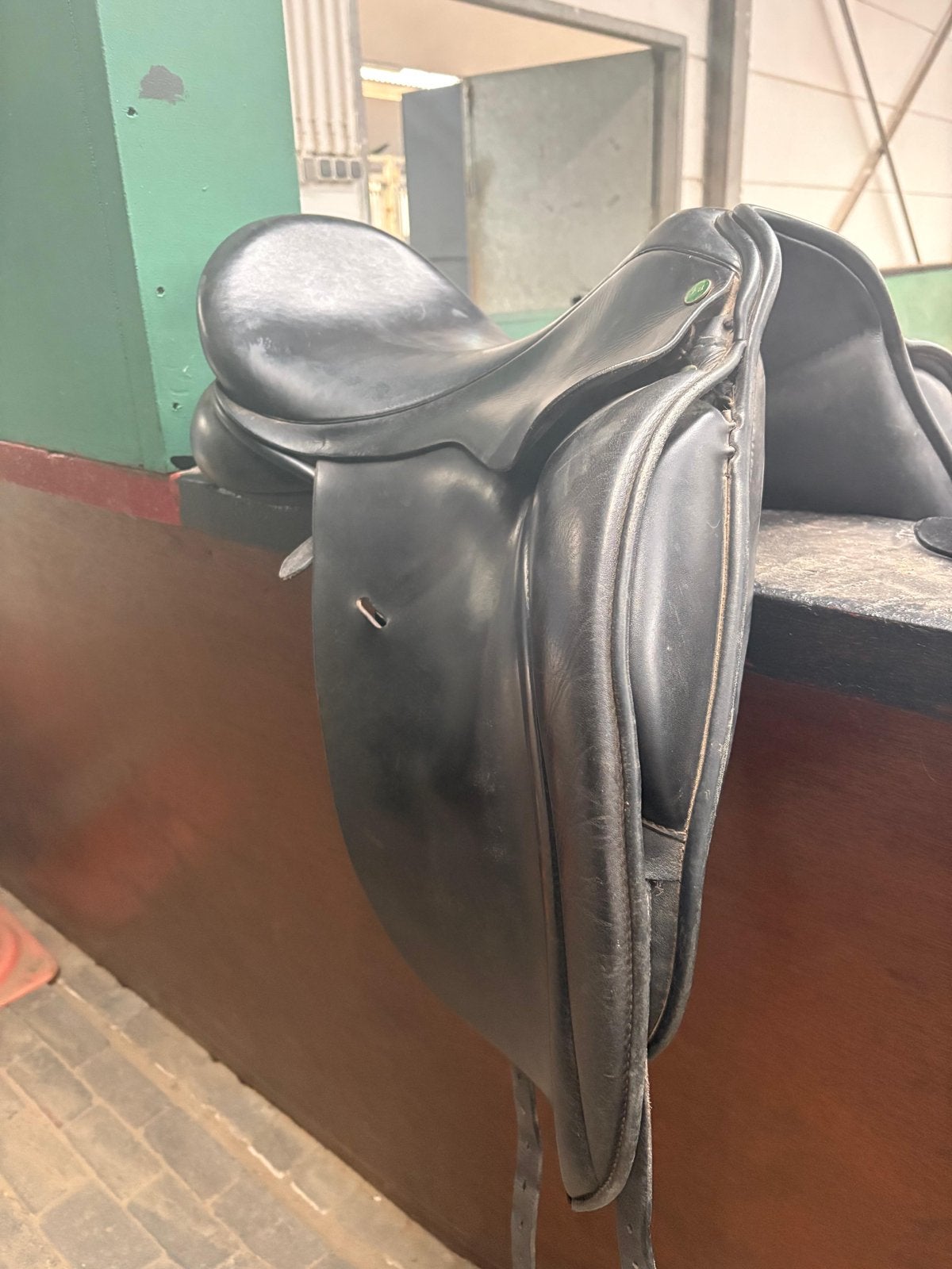 Hulsebos WB4 maat MW 17,5inch, Dieren en Toebehoren, Paarden en Pony's | Zadels, L (17.5 inch), Gebruikt, Dressuur, Wijd