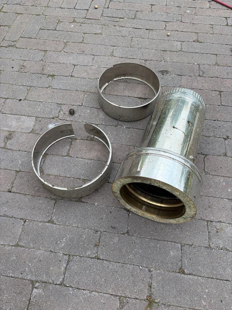 Aansluitstuk dubbelwandige kachelbuis met 2 klemmen, Ophalen, 30 tot 80 cm, Gebruikt, Overige typen