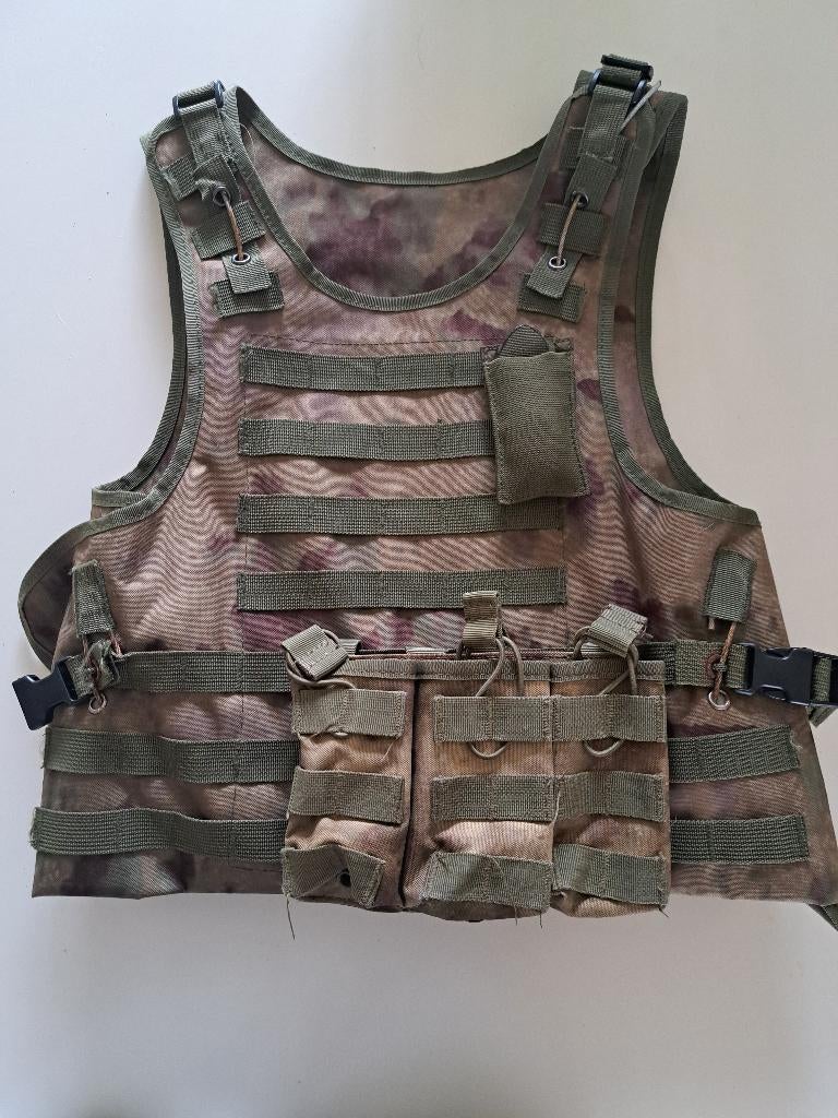 airsoft vest FG camo., Ophalen of Verzenden, Zo goed als nieuw