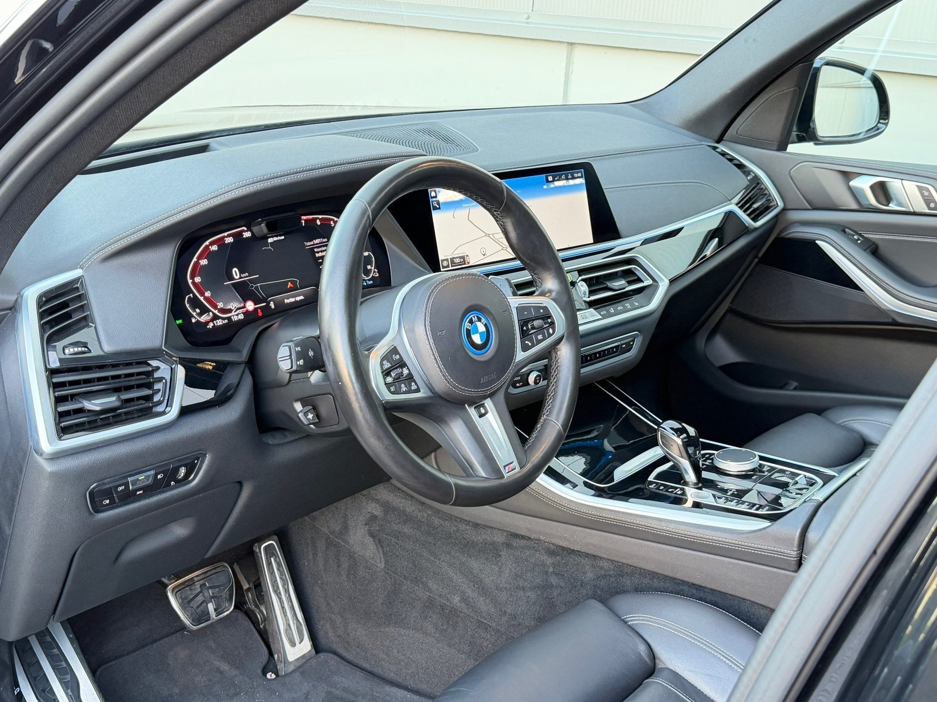 BMW X5 XDrive45e M-Sport|HuD|Soft-Close|Laser|Driving Ass. P, Auto's, BMW, Automaat, 394 pk, Zwart, Vierwielaandrijving