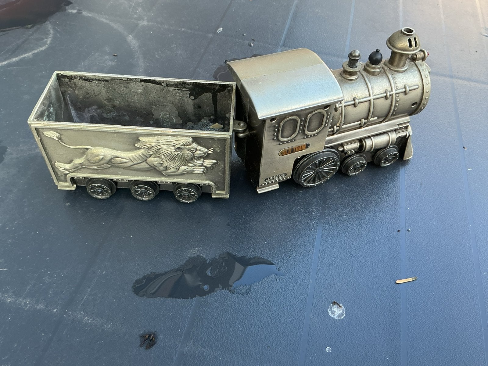 2 Locomotief aanstekers uit erfenis - Vintage treinaansterke, Ophalen, Gebruikt