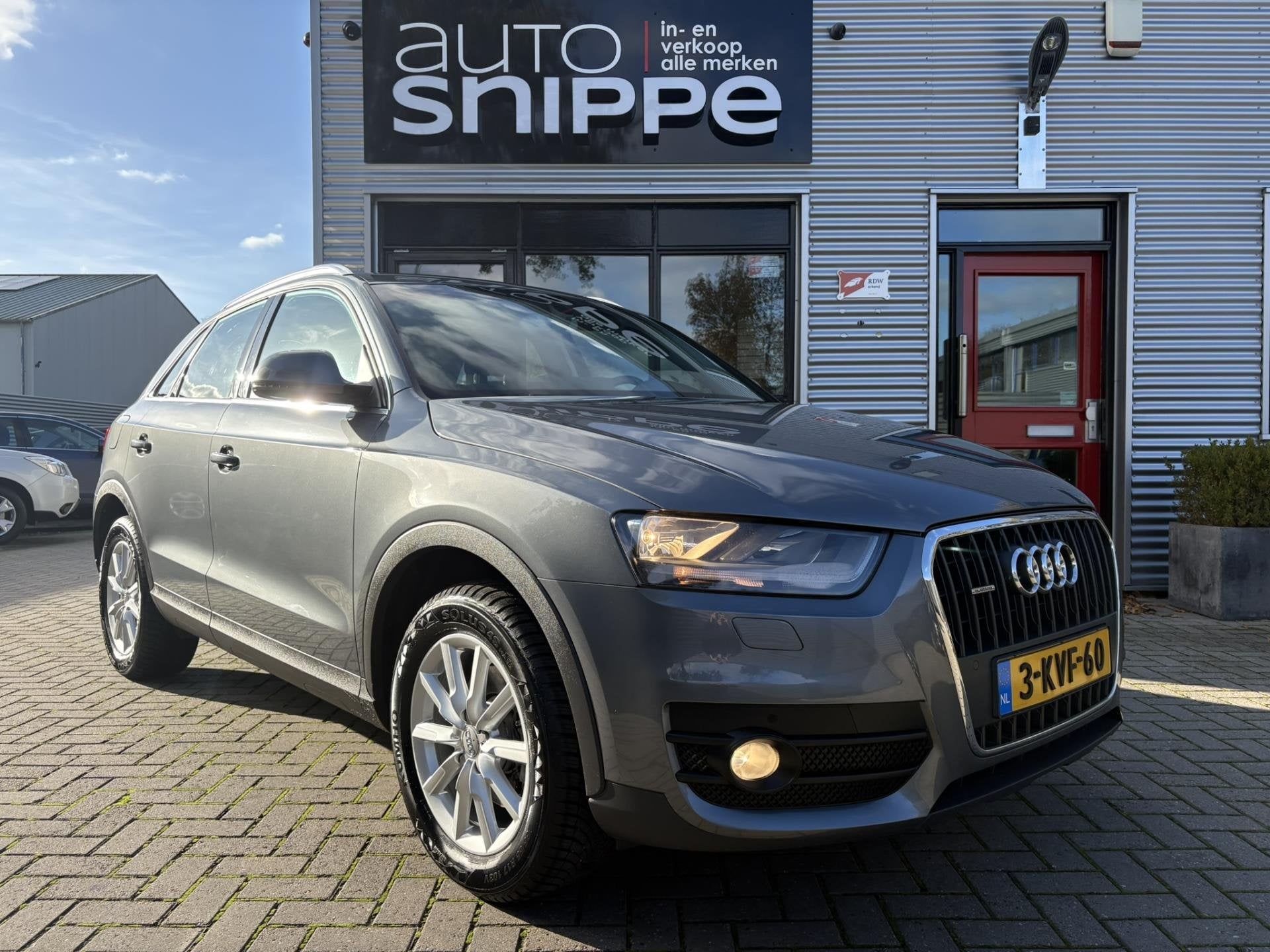 Audi Q3 2.0 TFSI quattro -AUTOMAAT-TREKHAAK-2000 KG TREKGEWI, Auto's, Euro 5, Stof, Gebruikt, Zwart
