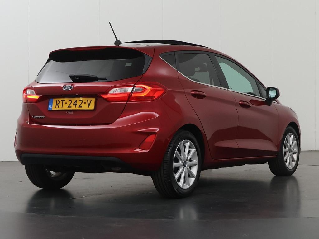 Ford Fiesta 1.0 EcoBoost Titanium | Panoramadak | Parkeercam, Voorwielaandrijving, Origineel Nederlands, Bedrijf, Handgeschakeld