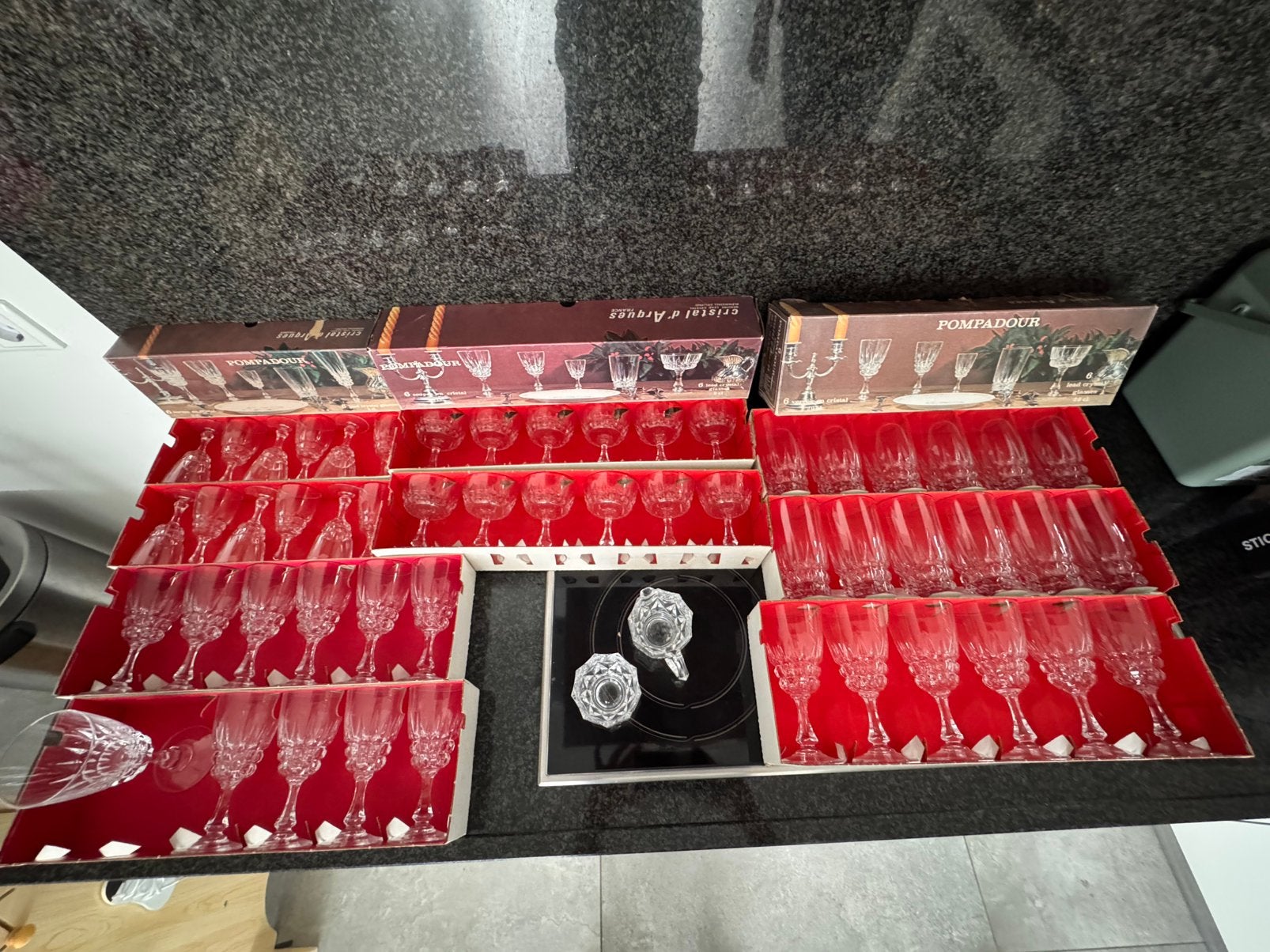 Pompadour cristal d’ arques set, Ophalen