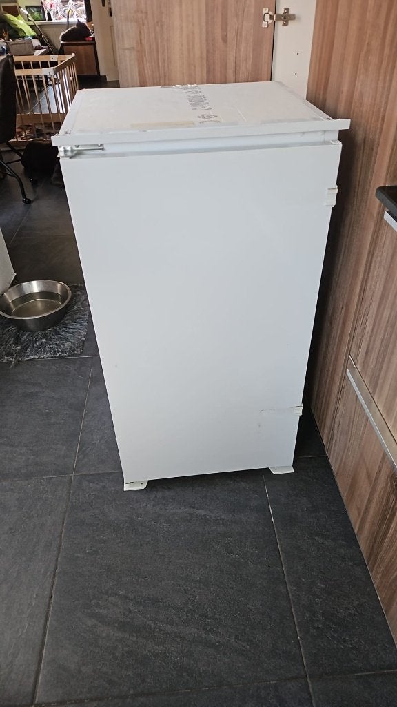 koelkast, 150 tot 200 liter, 45 tot 60 cm, Ophalen, 85 tot 120 cm