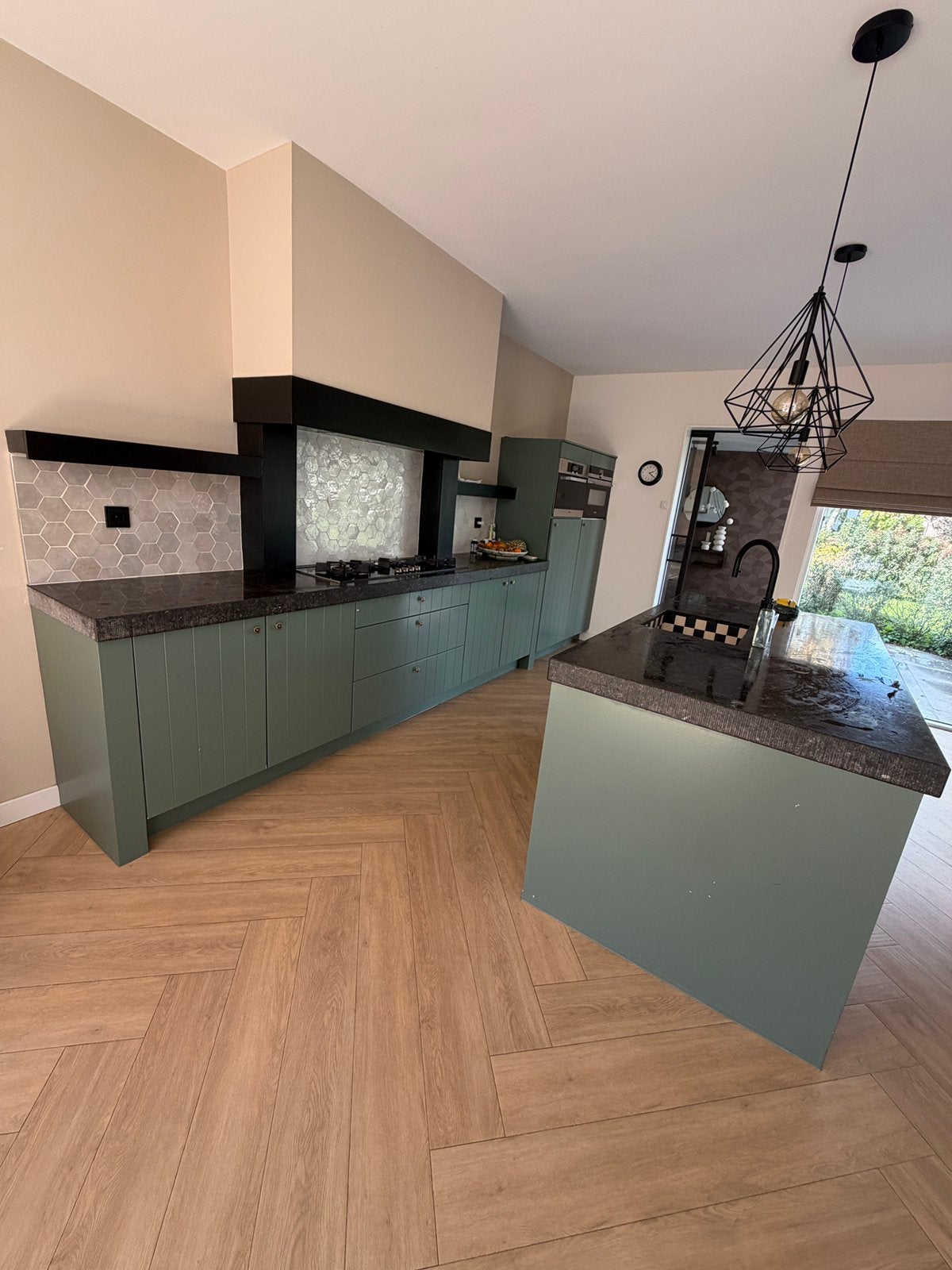 Keuken met kookeiland, natuursteen Bosch/Siemens/Miele app, Ophalen, Gebruikt, Graniet of Steen, Met kookeiland