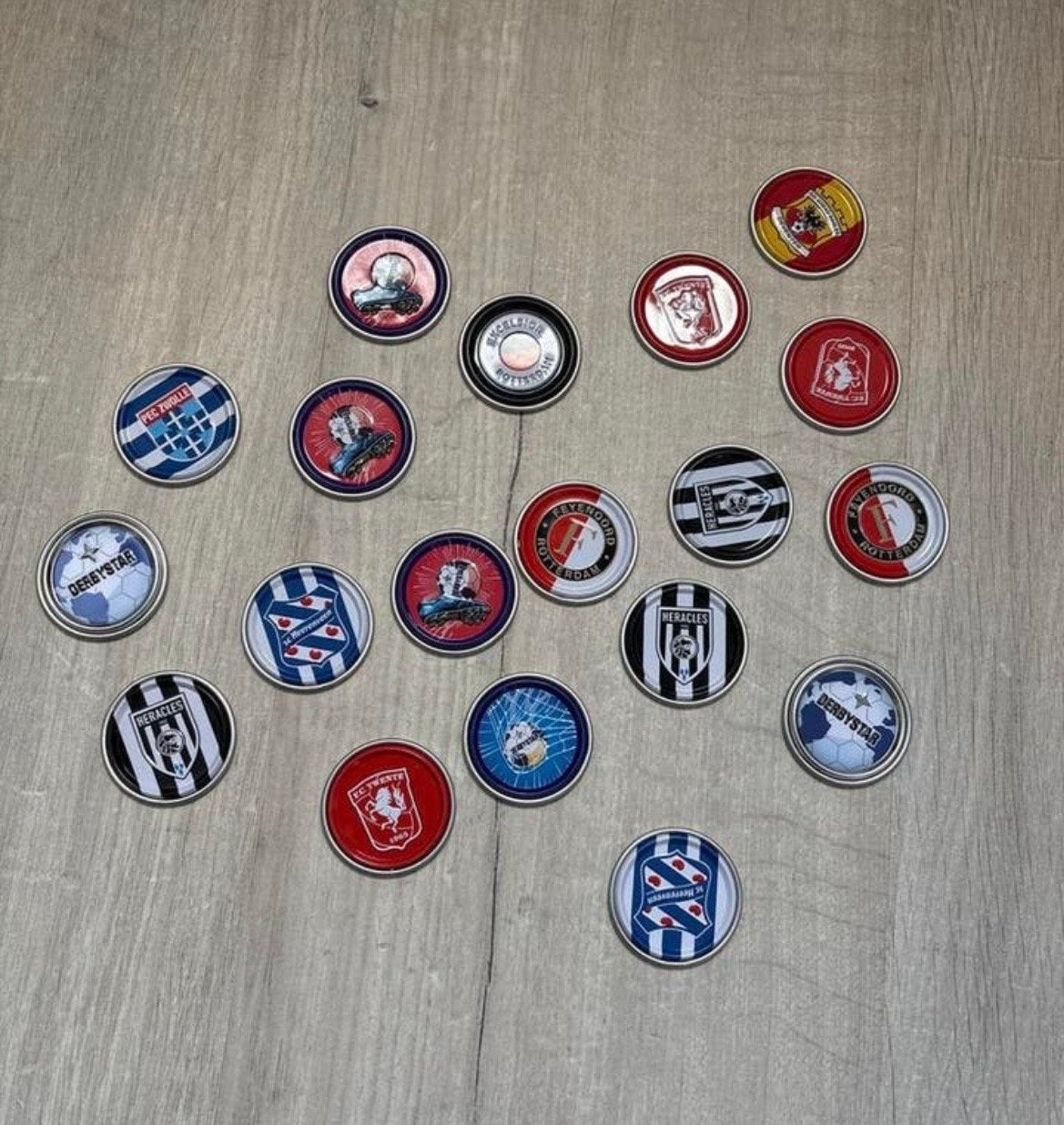 Diverse Voetbalclub Accessoires - Verzamelobjecten, Plus, Ophalen of Verzenden