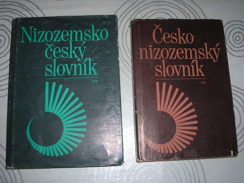 Woordenboeken Nederlands - TSJECHISCH + Tsjechisch – Nederla, Gelezen, Overige uitgevers, Ophalen of Verzenden, Overige talen