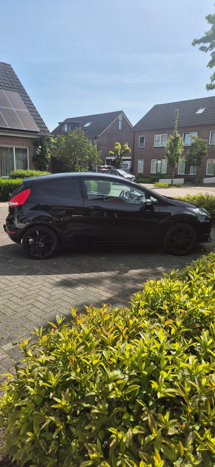 Ford Fiësta 1.25 3DR 2010 Zwart, Voorwielaandrijving, 4 cilinders, Zwart, Origineel Nederlands