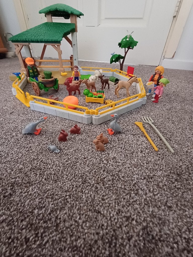 Playmobil kinderboerderij 3243 + konijnenhok 4491, Ophalen, Complete set, Overige typen, Zo goed als nieuw