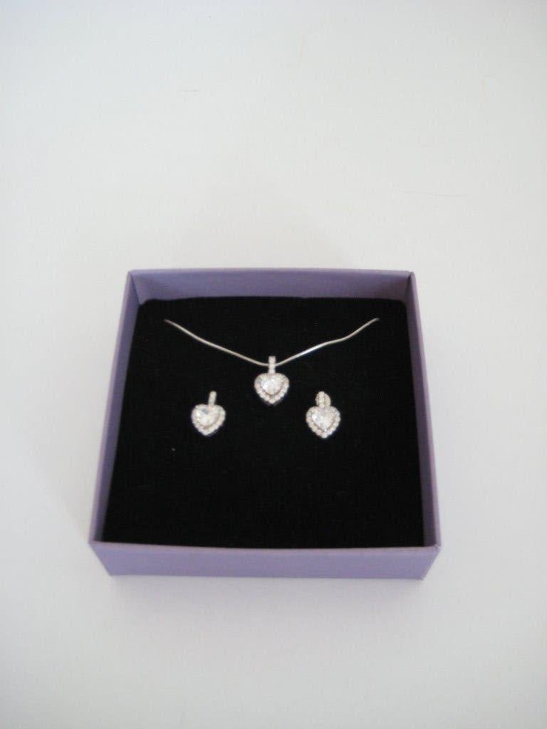 Lucardi 2x zilveren set ketting en oorbellen hart NIEUW, Nieuw, Ophalen of Verzenden, Met kristal, Zilver