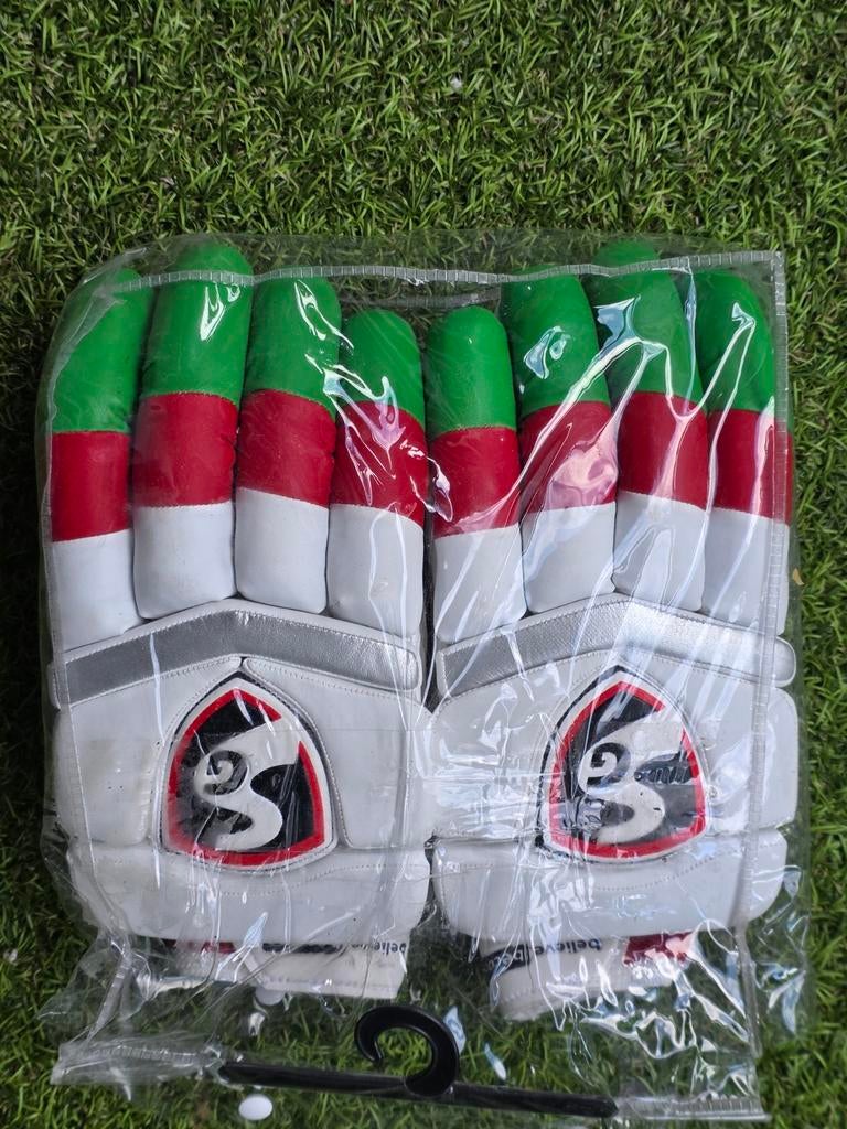 Nieuwe SG Cricket Handschoenen, Ophalen of Verzenden, Nieuw