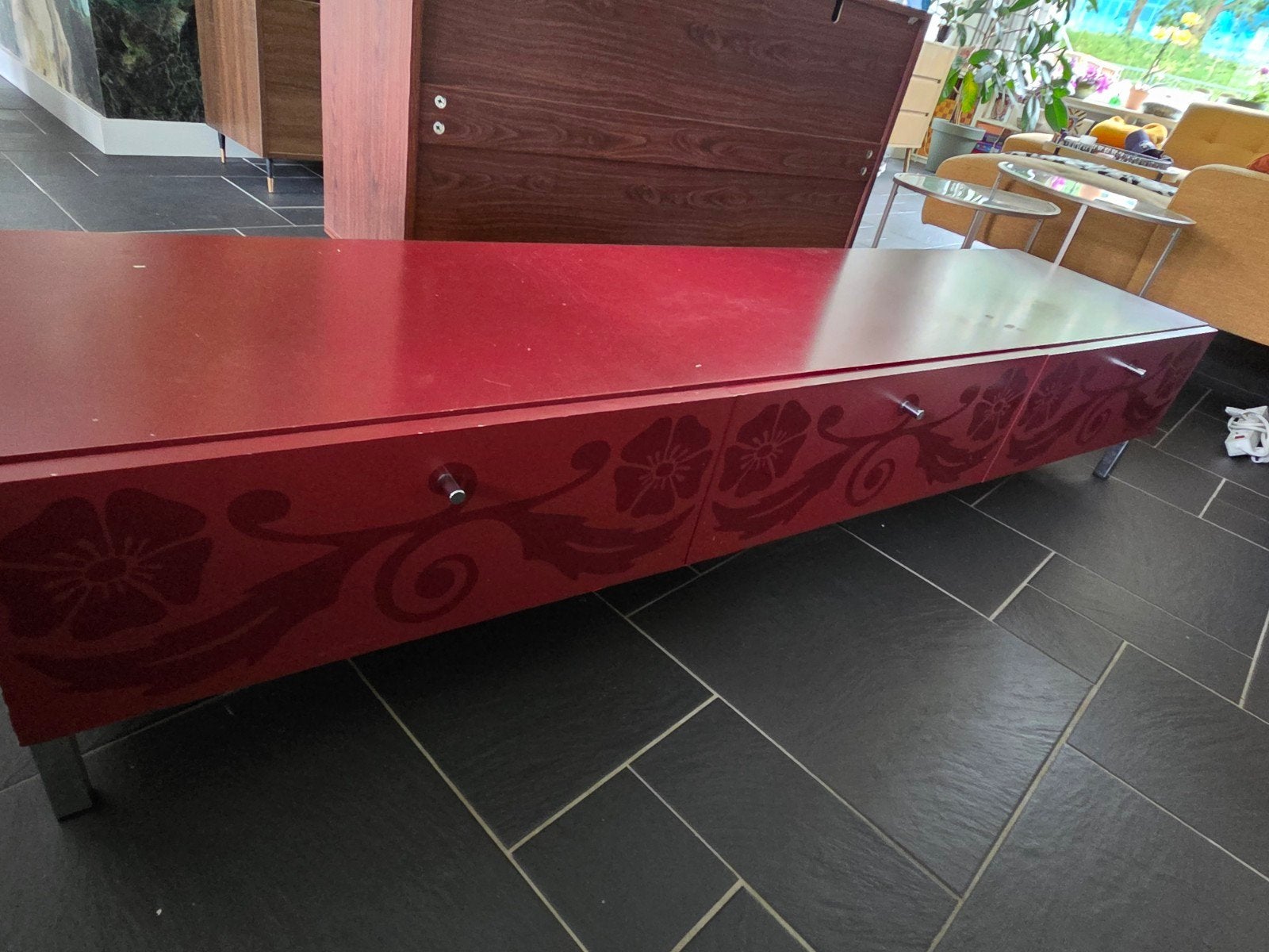 Tv meubel. Afmeting: 180 cm lang, 43 cm diep en 34 cm hoog, Ophalen of Verzenden, 25 tot 50 cm