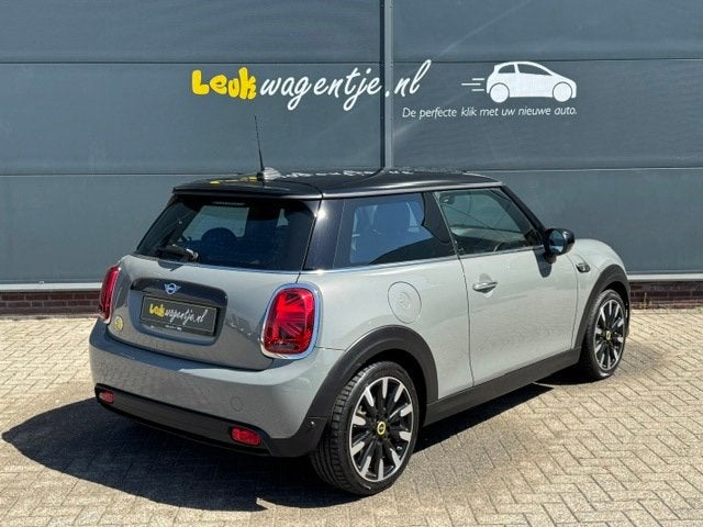 Mini Mini Electric Collection *carplay *leder *stoelv. *17", Auto's, Gebruikt, 33 kWh, 4 stoelen, Mini Electric