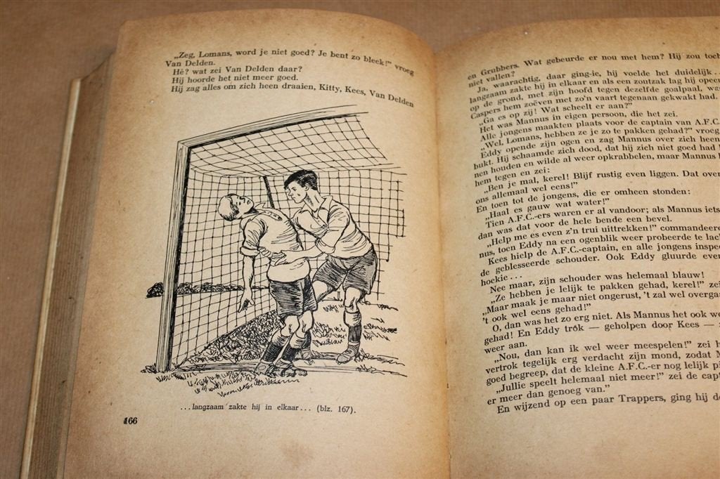 De A.F.C.-ers — J.B. Schuil, Voetbal Jongensboek 1920, Boeken, Ophalen of Verzenden, Gelezen