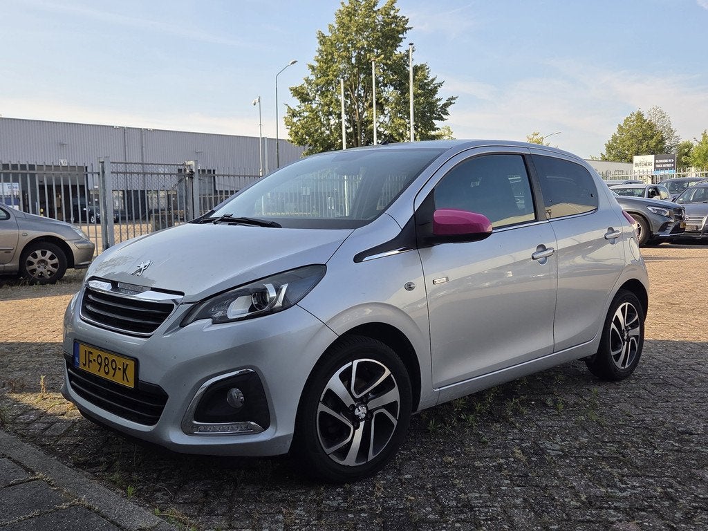 Peugeot 108 1.0 e-VTi Envy Rechter zijschade zie fotos, Auto's, Peugeot, Voorwielaandrijving, Gebruikt, Euro 6, 4 stoelen