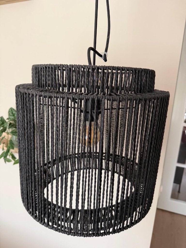 Zwarte rotan hanglamp - Zo goed als nieuw, Bohemian, Modern, Scandinavisch, Natuurlijk materiaal, Zo goed als nieuw, E27 (groot)