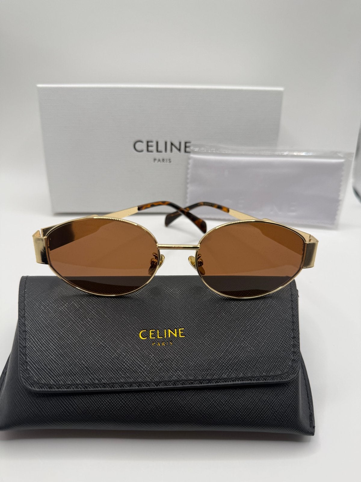 Celine Zonnebril 40 euro 4 voor 100 euro, Overige merken, Zonnebril, Bruin, Nieuw