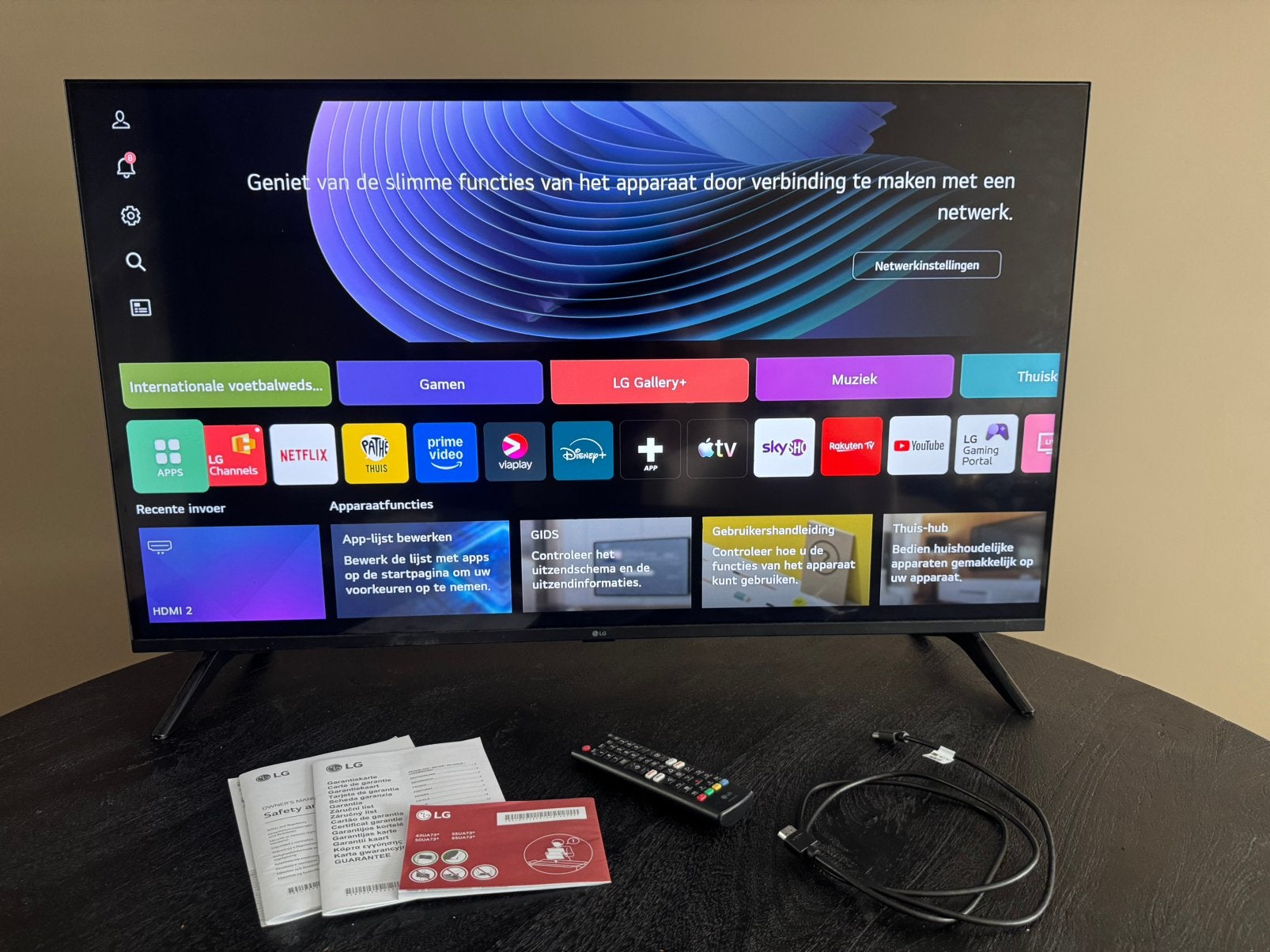 Lg televisie 04-2025, Ophalen, 50 Hz, Zo goed als nieuw, 100 cm of meer