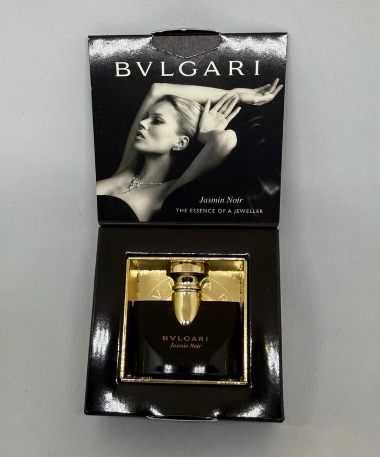 Luxe parfum miniatuur Jasmin Noir Bvlgari 5 ml eau de parfum, Ophalen of Verzenden, Nieuw, Miniatuur, Gevuld