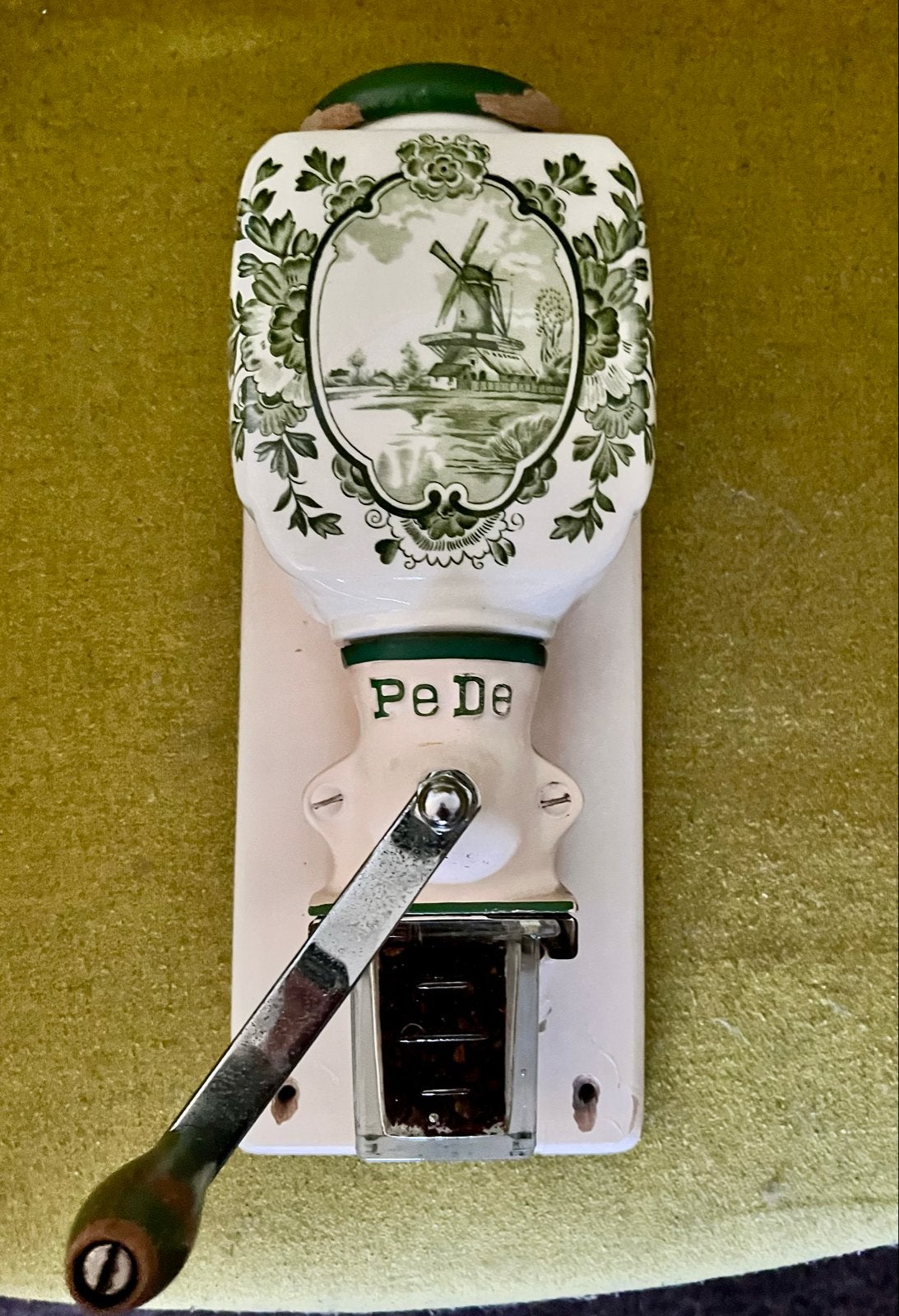 Vintage Pe De koffiemolen - groen decor, Antiek en Kunst, Antiek | Keukenbenodigdheden, Ophalen of Verzenden
