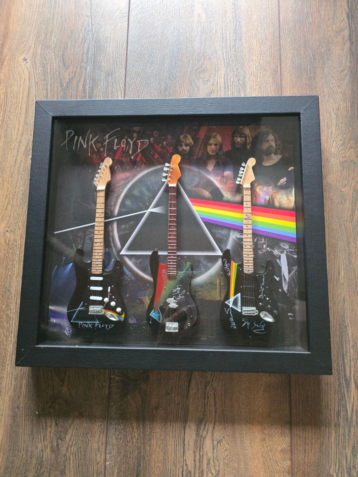 Pink Floyd miniatuurgitaren, Ophalen of Verzenden