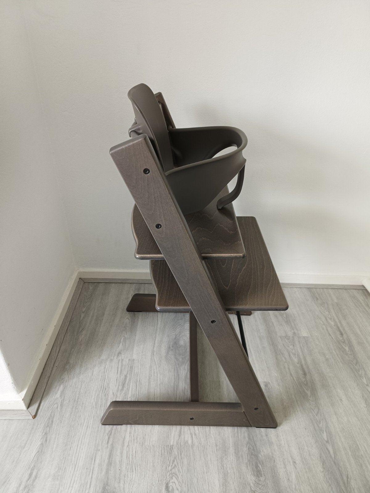Foto 6 van ZGAN! Stokke Tripp Trapp hazy grey+babyset,2 standen newborn