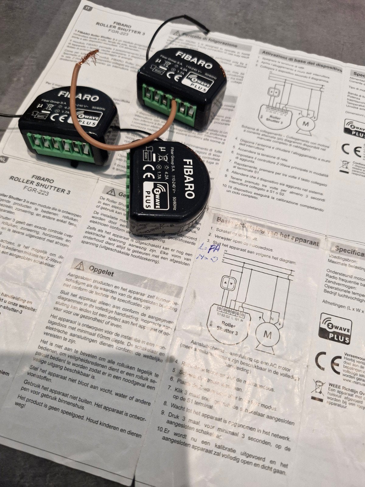 3 Fibaro rollershutters, Ophalen of Verzenden, Zo goed als nieuw