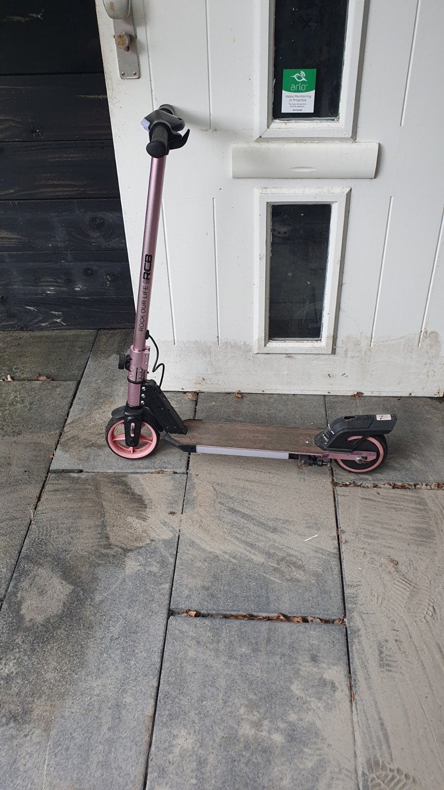 RCB Elektrische Step - Roze/Zwart, 29 Volt, Ophalen of Verzenden, Gebruikt, Elektrische step (E-scooter), RCB