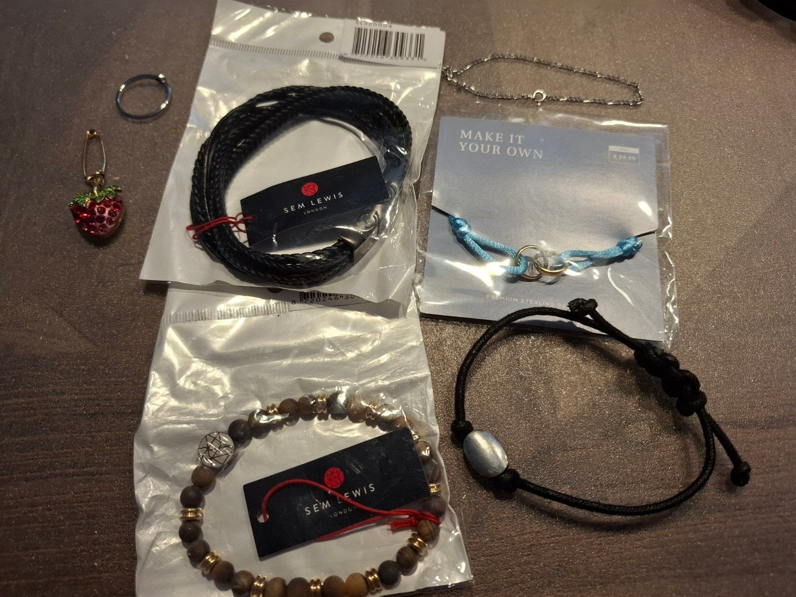 GRATIS diverse ongebruikte armbandjes/bandjes, Ophalen, Nieuw, Overige kleuren