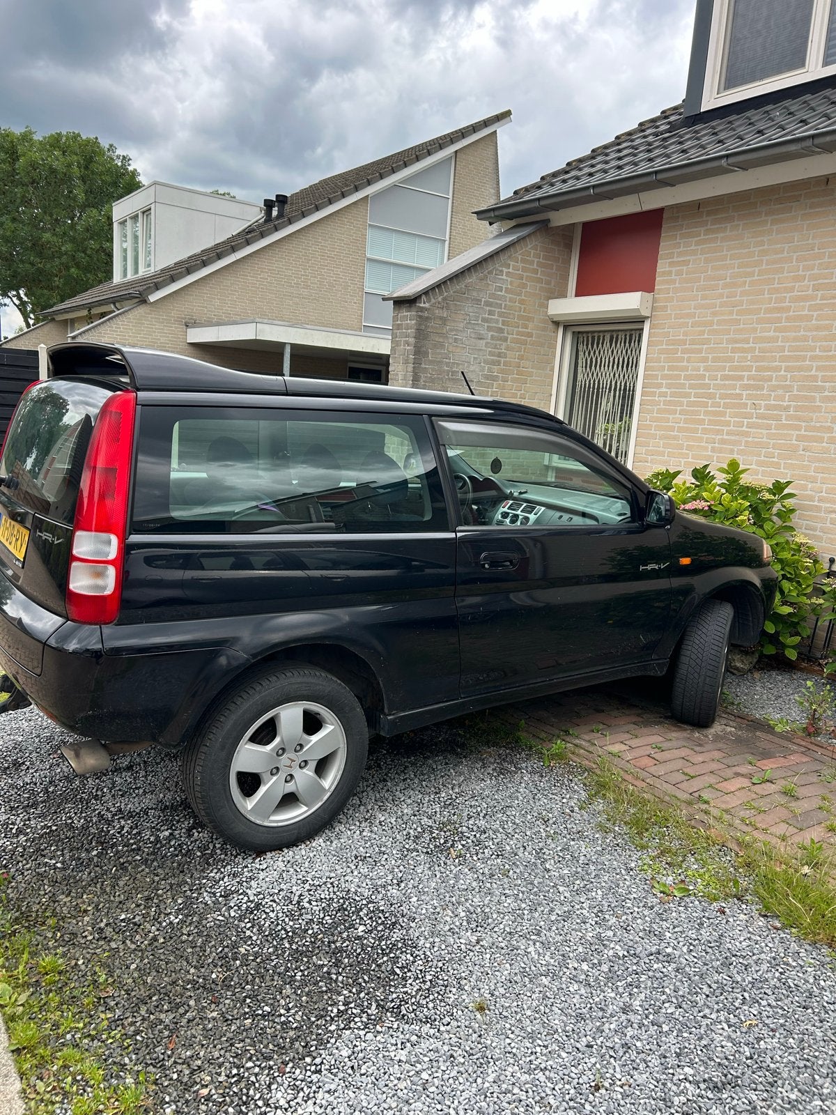Honda HR-V 1.6 1999 geen apk! leuk voor de cross, Auto's, Honda, Voorwielaandrijving, Origineel Nederlands, 1200 kg, Handgeschakeld