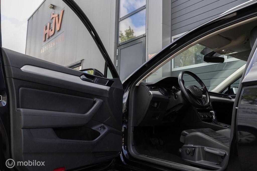 Volkswagen Passat Variant 1.4 TSI GTE Highline trekhaak DSG, Euro 6, 4 cilinders, Zwart, Hybride Elektrisch/Benzine