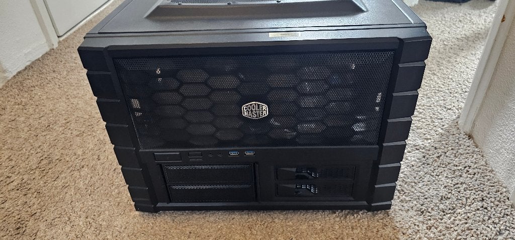 Cooler Master HAF PC / Server + ASRock X79 + Corsair RM550x, ASrock, Ophalen of Verzenden, Zo goed als nieuw, Gaming