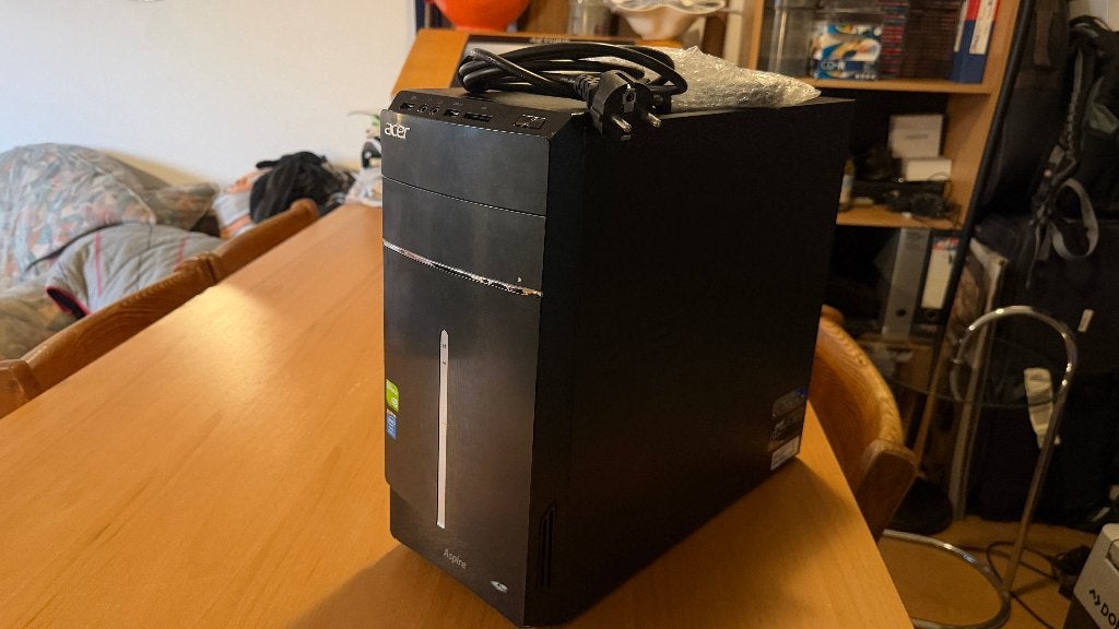 Foto 3 van Acer Aspire TC-605, i5, 250GB SSD, FireWire, GeForce GT705