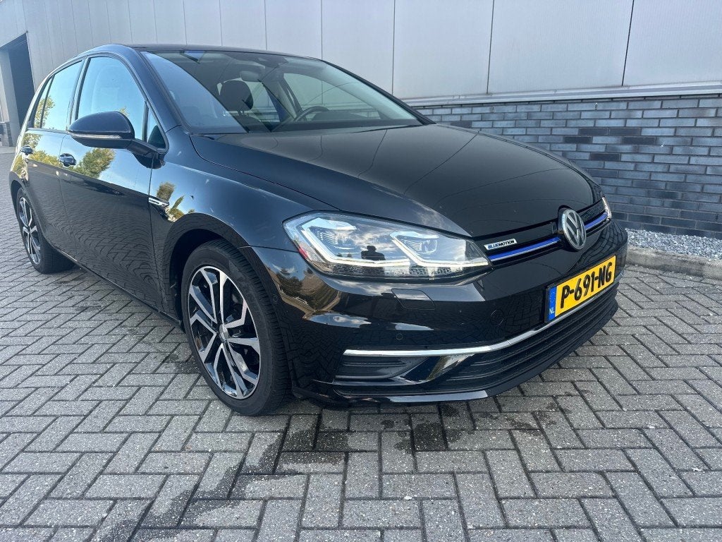Volkswagen GOLF 1.5 TSI  Camera Stoelverw, Voorwielaandrijving, Euro 6, 4 cilinders, 1210 kg
