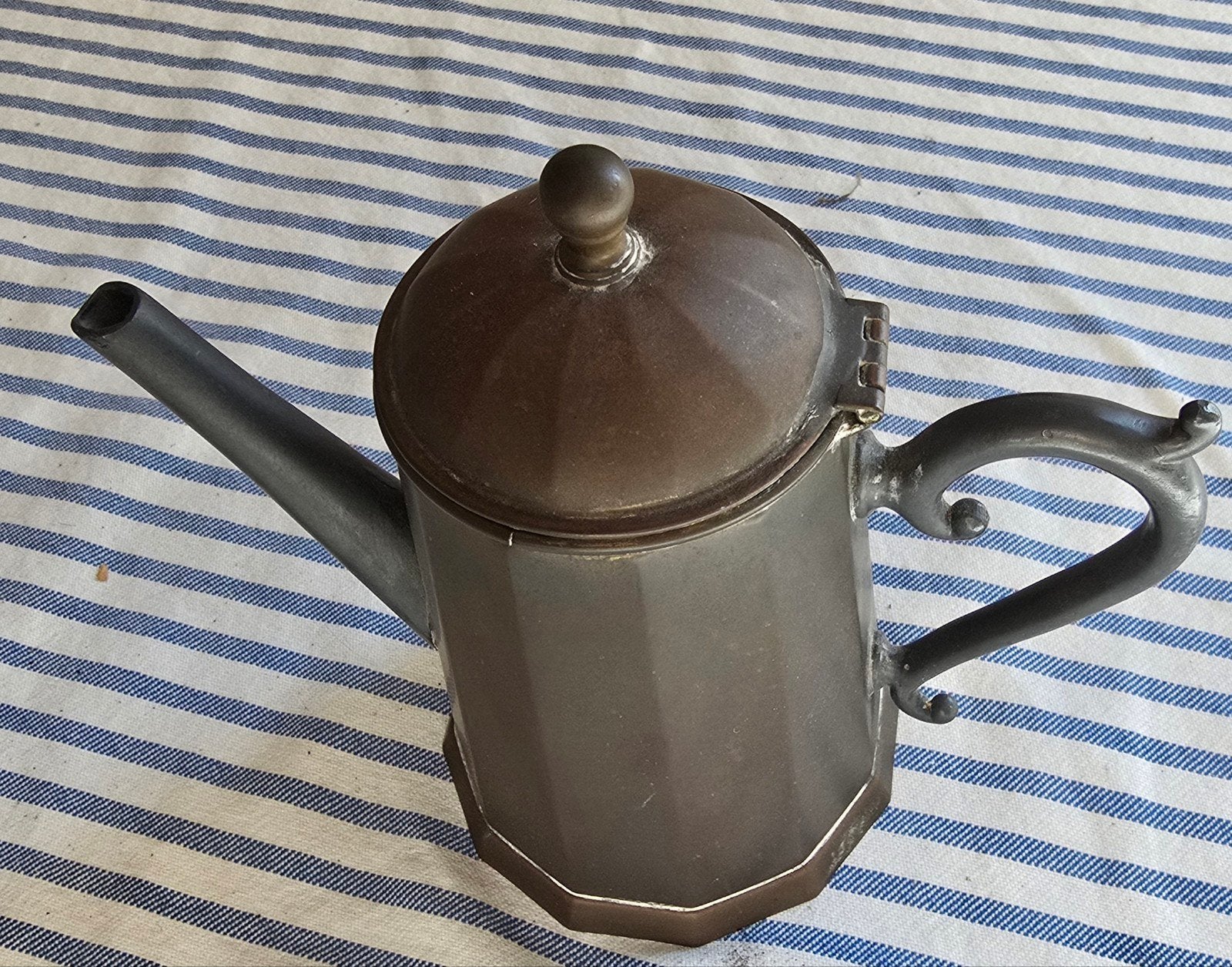 Antieke koperen koffiekan met tuit en handvat van tin, Ophalen of Verzenden