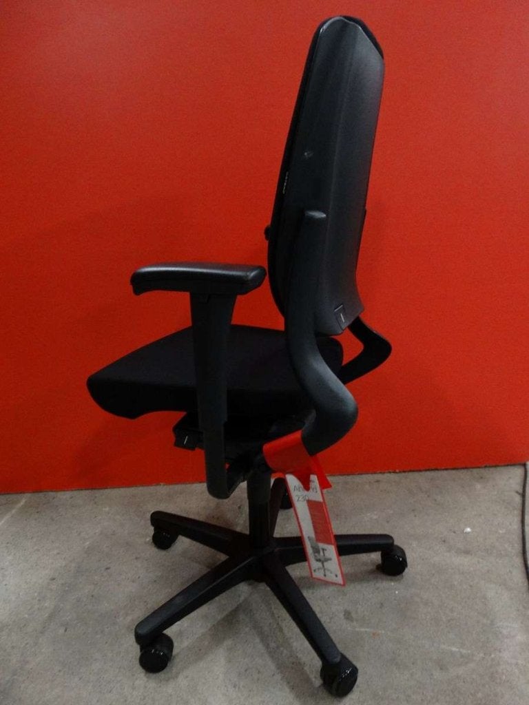 20x Ahrend 230 bureaustoel extra hoge rug, nieuwe zwart stof, Kofferen 60, 5492 CH Sint-Oedenrode, Zwart, Ophalen of Verzenden