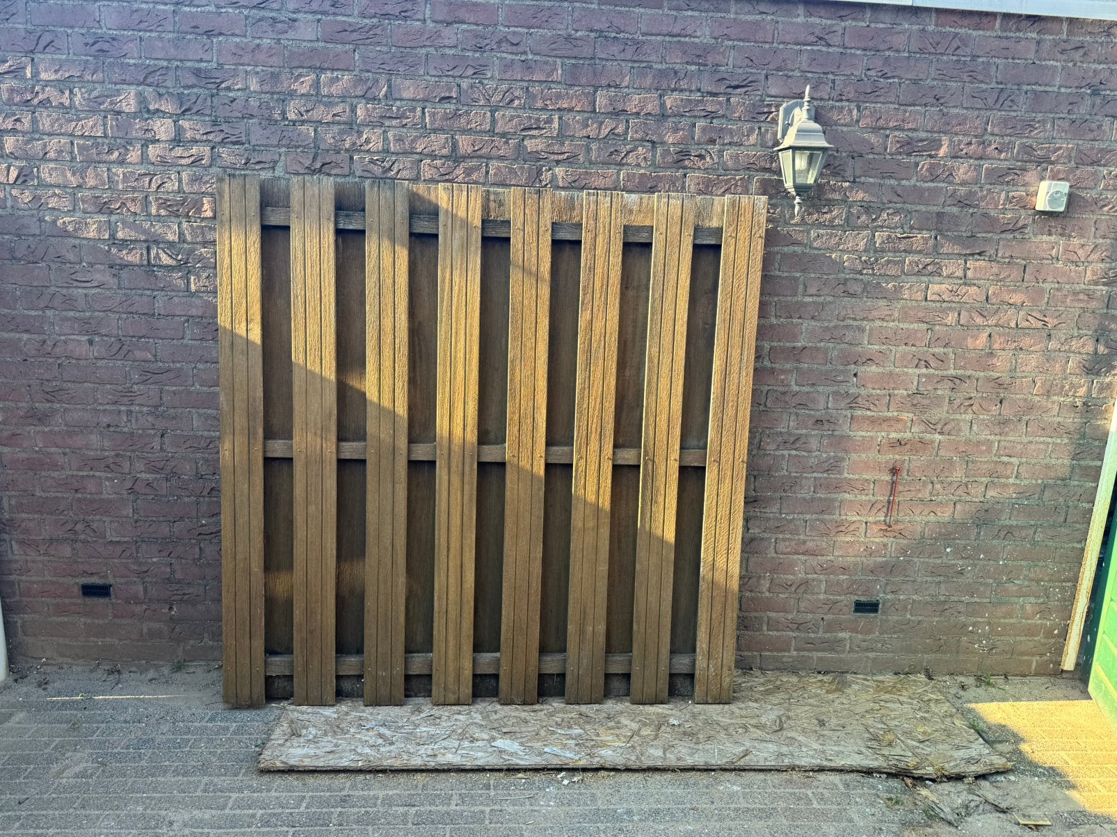 hardhout schutting bruin  183x182 cm, Ophalen, 1 tot 2 meter, Minder dan 3 meter, Zo goed als nieuw