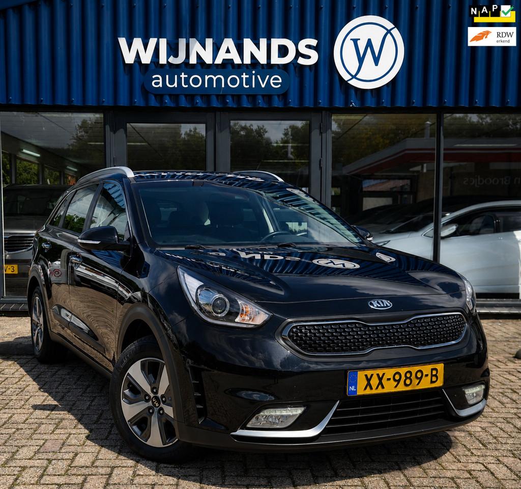 Kia Niro 1.6 GDi Hybrid DynamicLine Trekhaak Automaat Camera, Auto's, Kia, Euro 6, Leder en Stof, Zwart, Origineel Nederlands