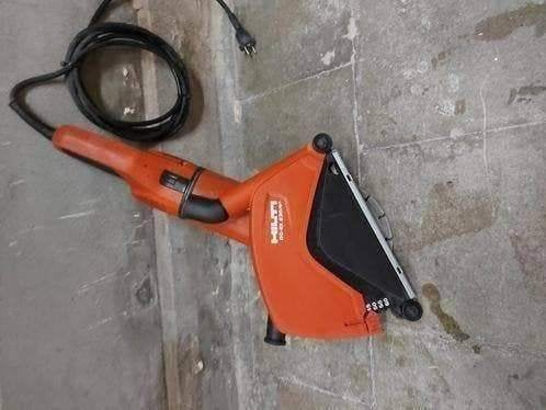 Hilti AG 230-27DB diamantzaagmachine  haakse slijper afzuig, Ophalen, Zo goed als nieuw, Afkortzaag, 30 tot 70 mm