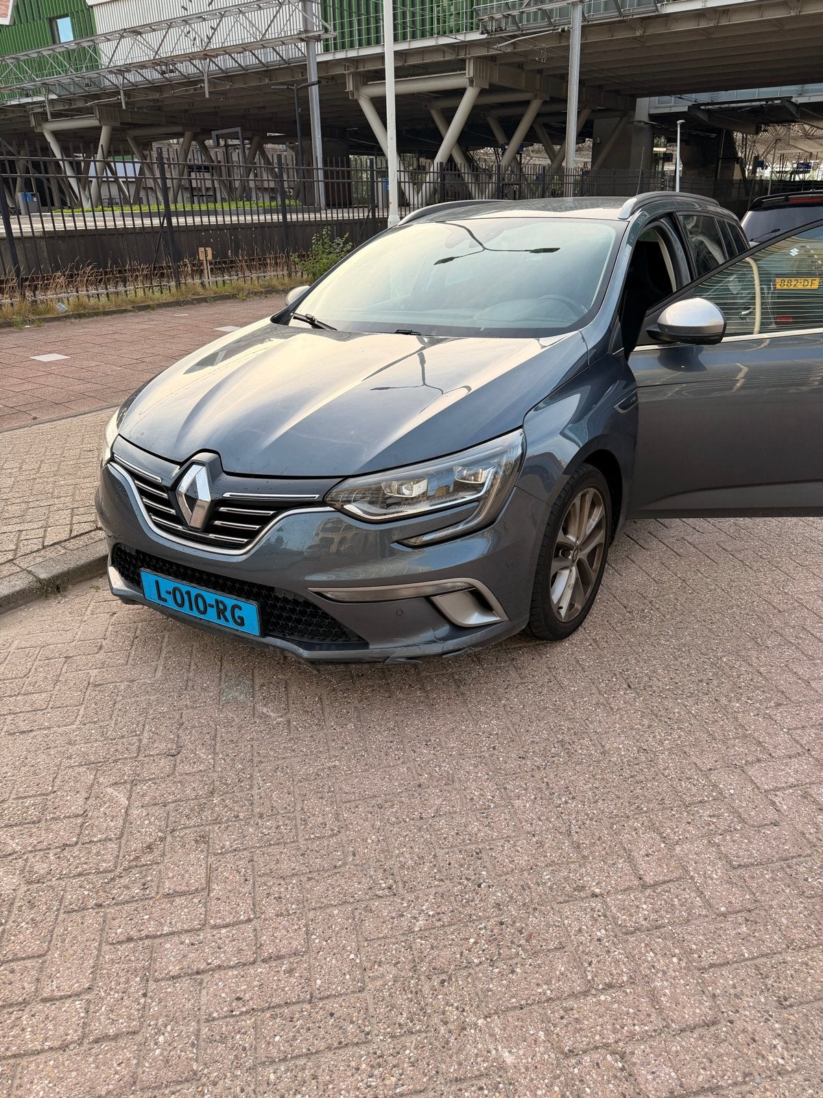 Renault Mégane 1.5 dCi Automaat (Incl. Taxitronic BCT), 1295 kg, 4 cilinders, Stationwagon, Diesel